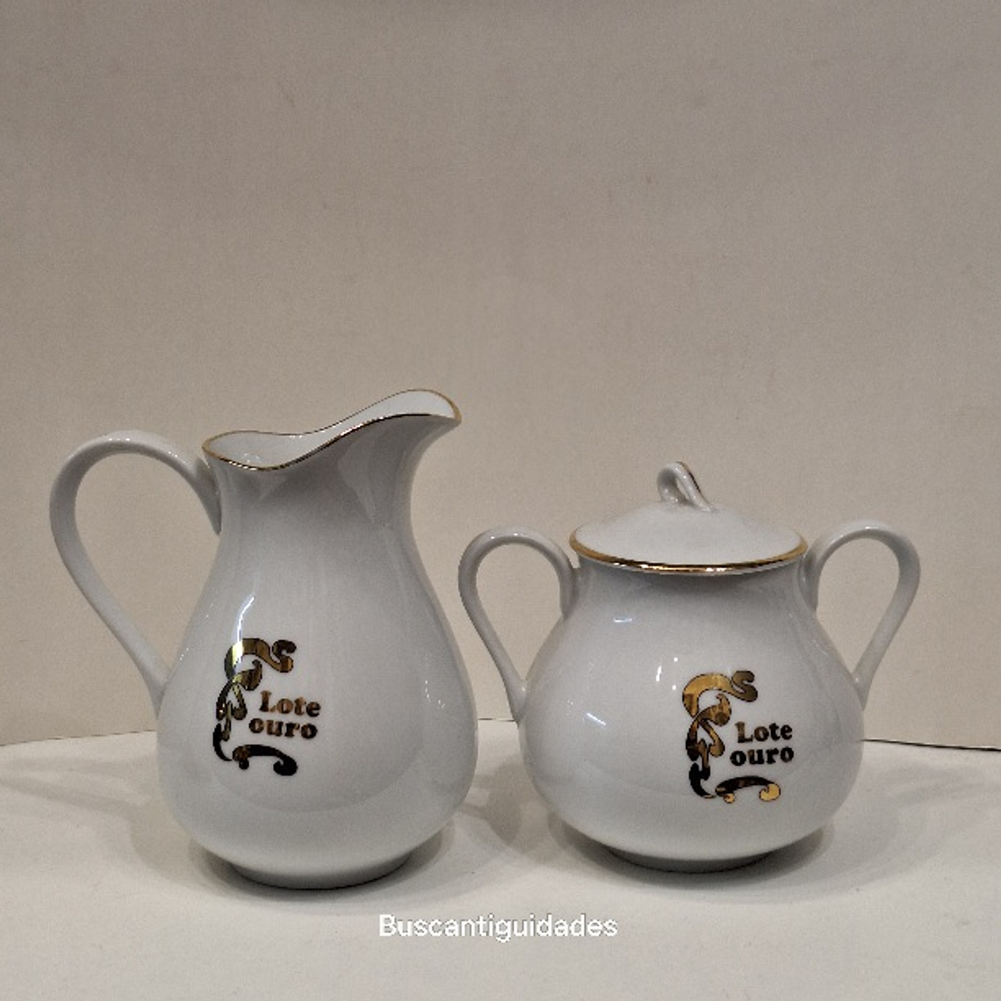 Bule e Açucareiro,  lote Ouro, Delta 1