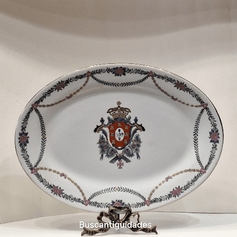 Travessa com brasão de Portugal 