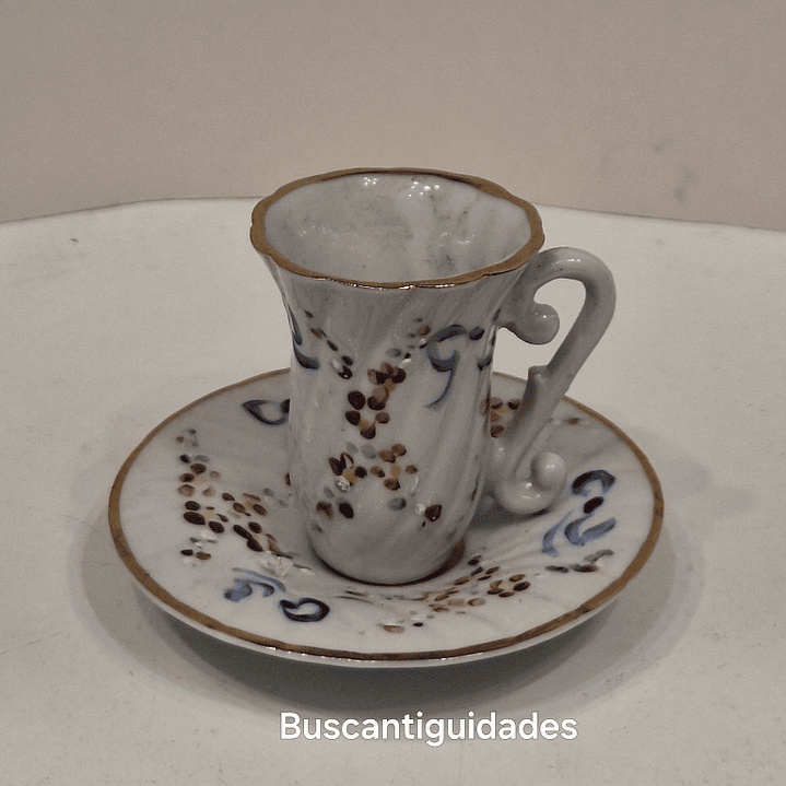Mini xícara em porcelana  2