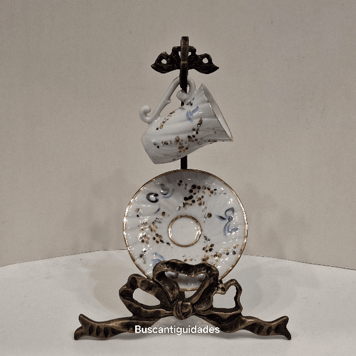 Mini xícara em porcelana  1