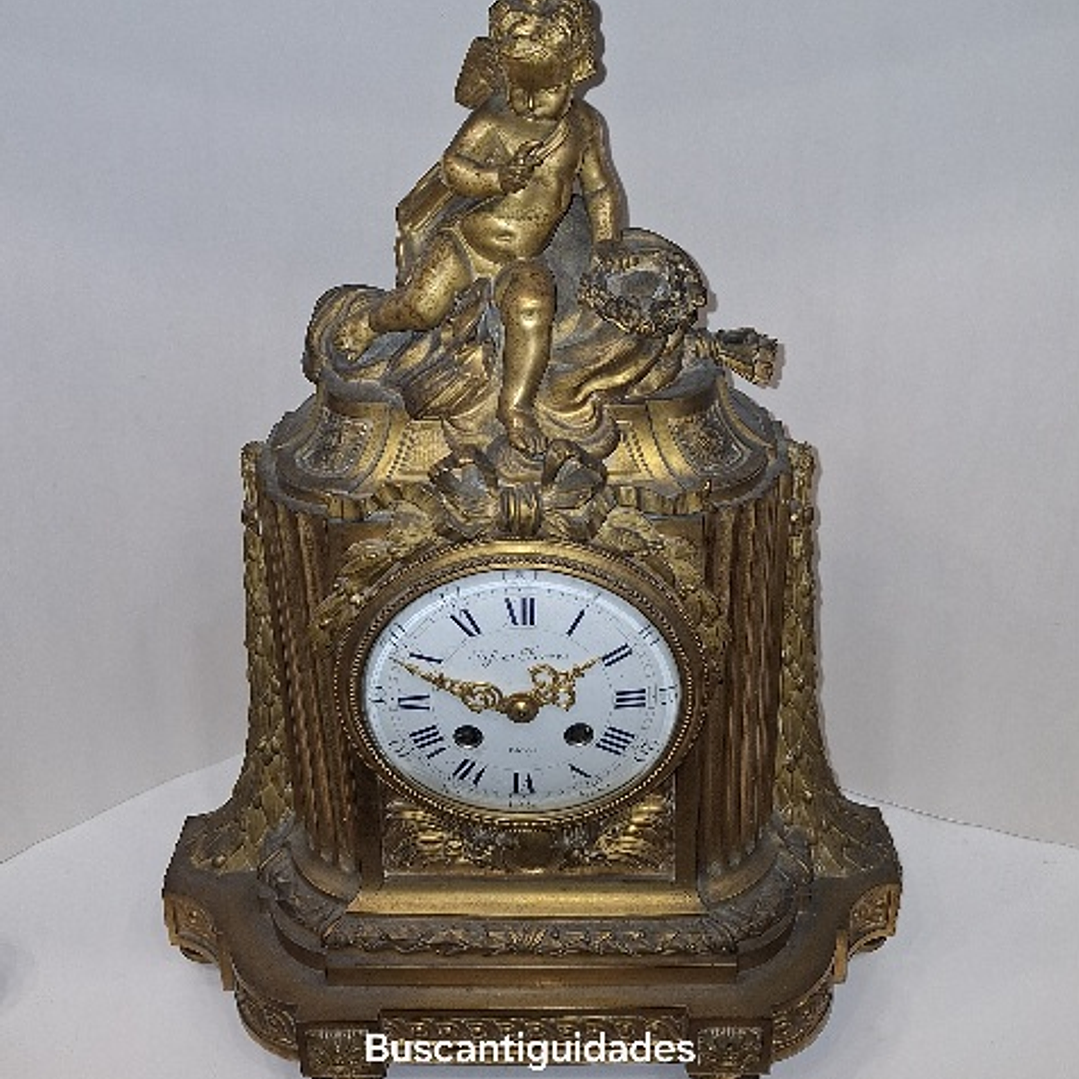 Relógio de lareira estilo Luís XVI 1