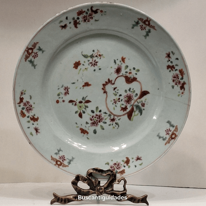 Prato raso, família rosa  1