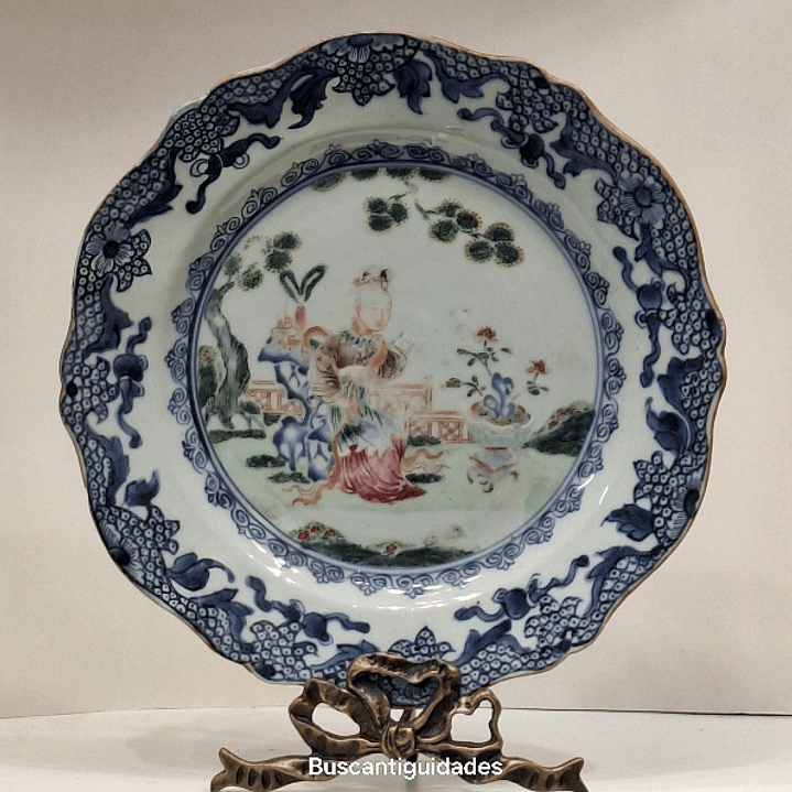 Prato raso, Família rosa  1