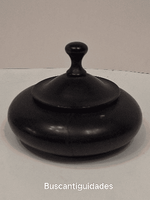 Caixa de madeira africana 