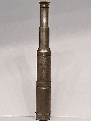 Antiga Luneta em latão 