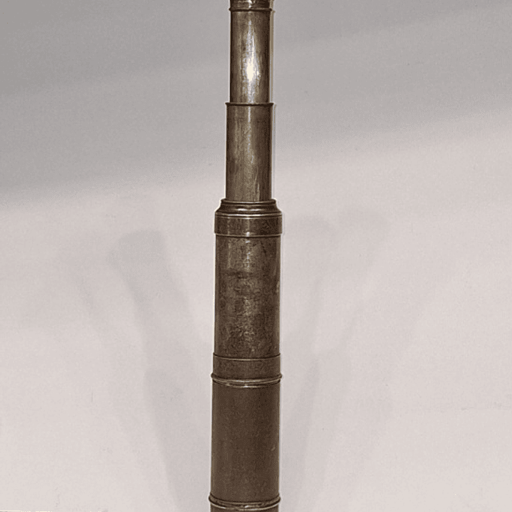 Antiga Luneta em latão  1