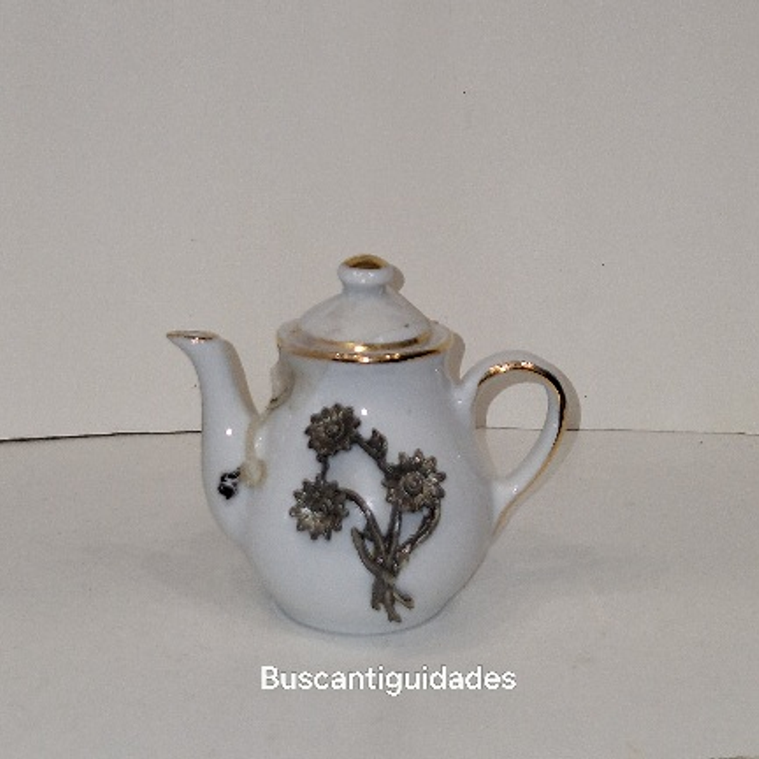 Mini bule em porcelana com estanho 1
