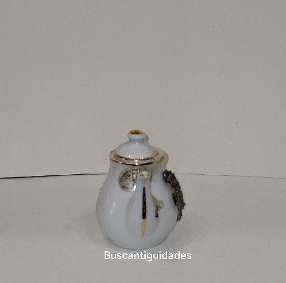 Mini bule em porcelana com estanho 3