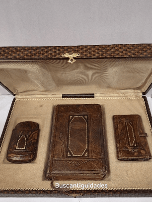 Estojo com Missal Romano