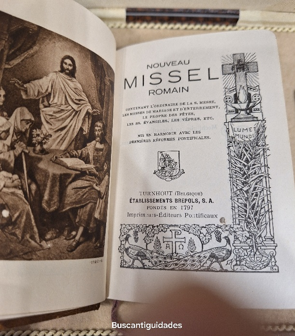 Estojo com Missal Romano 5