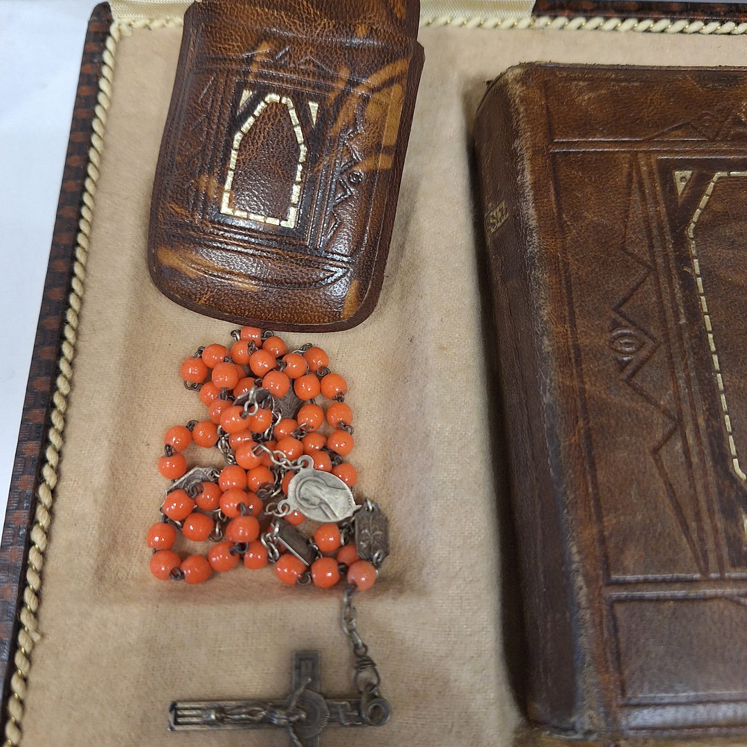 Estojo com Missal Romano 6