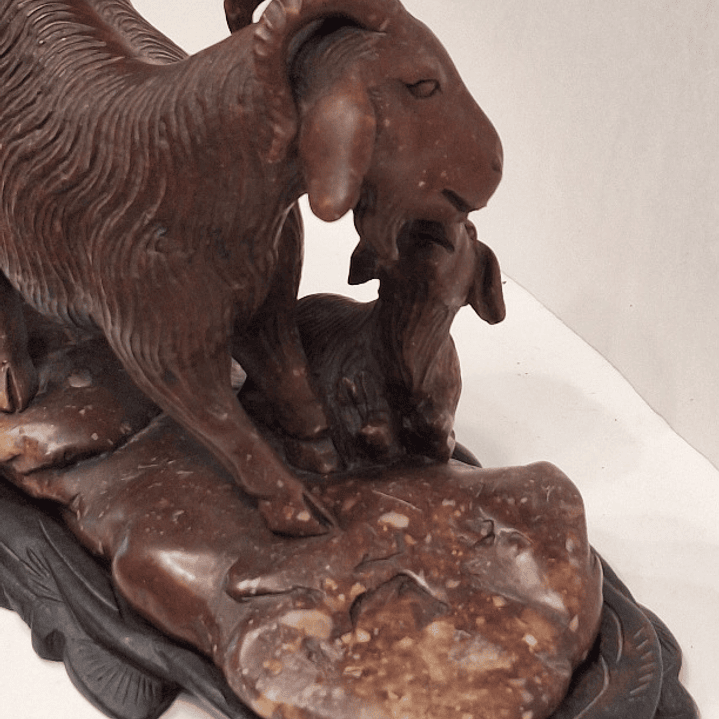 Escultura chinesa em pedra dura, Cabras 6