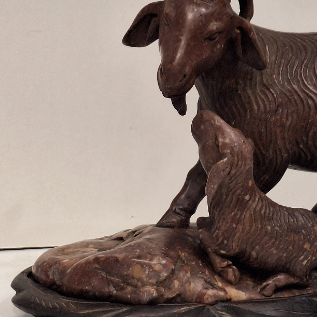 Escultura chinesa em pedra dura, Cabras 9