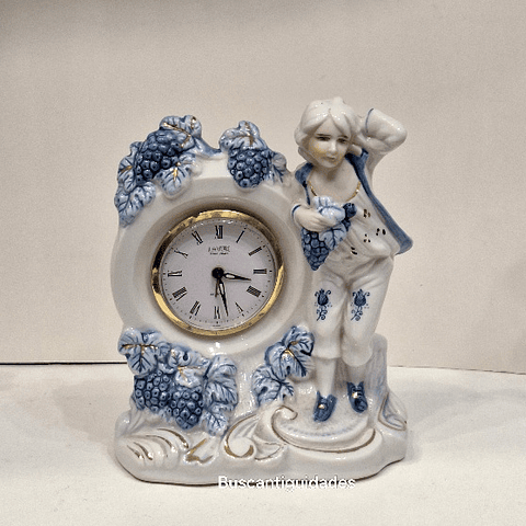 Relógio de mesa em porcelana Japonesa 