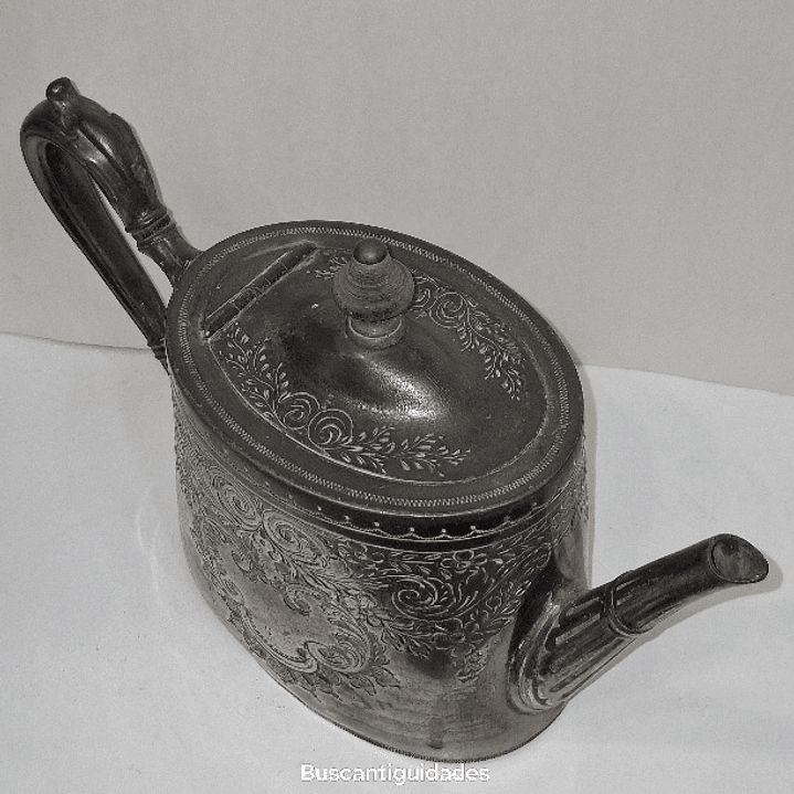 Antigo bule Vitoriano 3