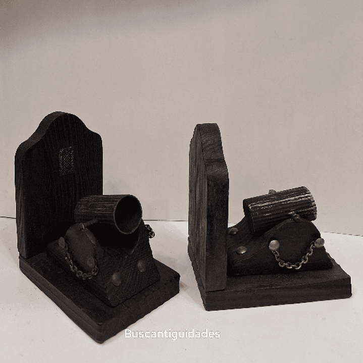 Bookends, madeira, canhão  2