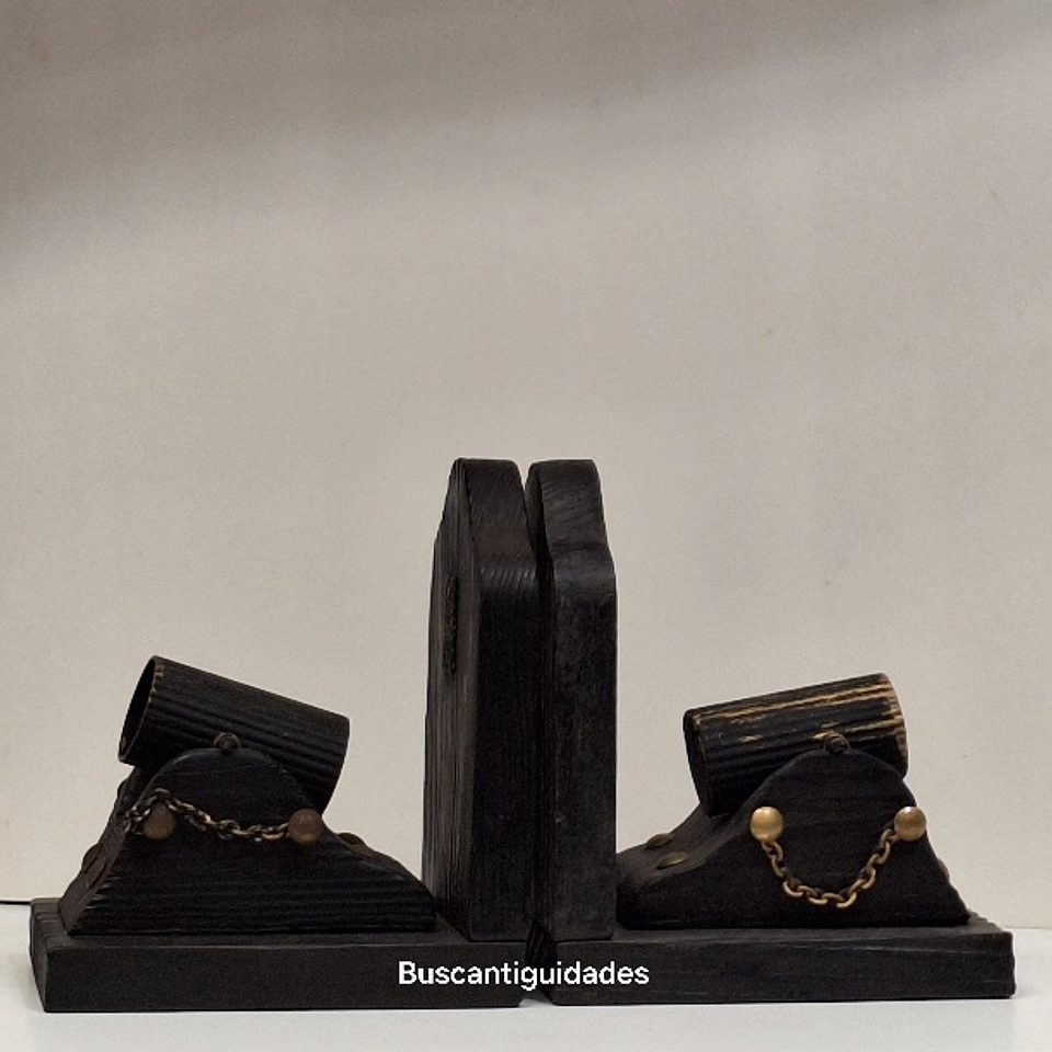 Bookends, madeira, canhão  1