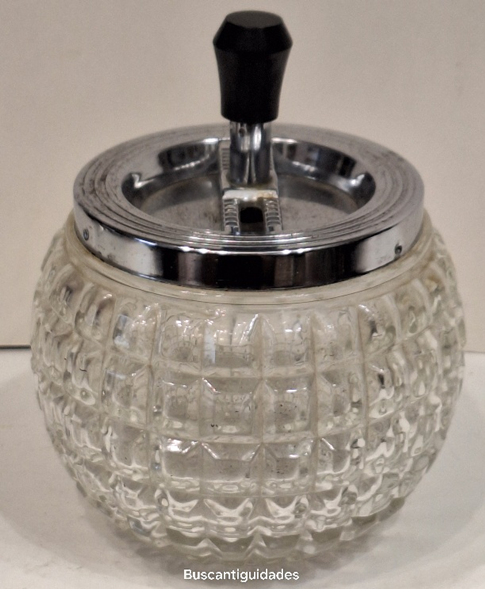 Cinzeiro giratório  2