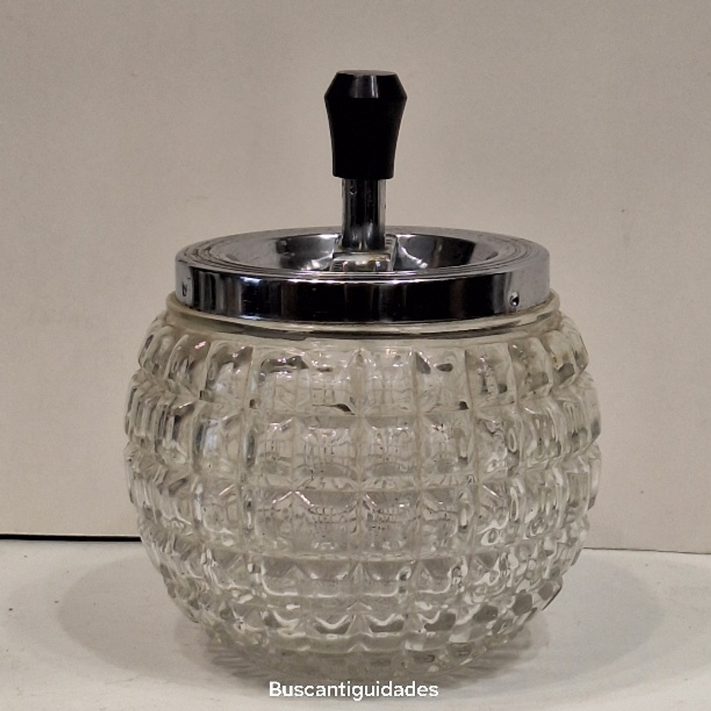 Cinzeiro giratório  1