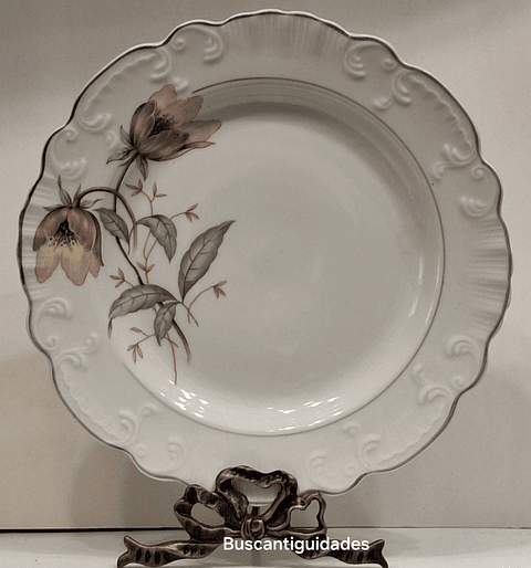 Medalhão em porcelana de Viana do Castelo 