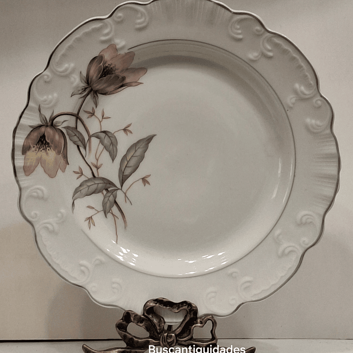 Medalhão em porcelana de Viana do Castelo  1