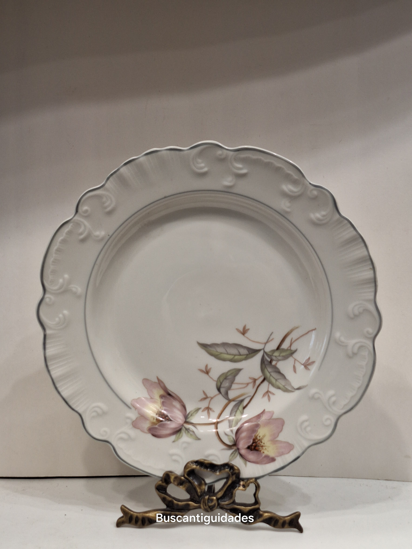 Medalhão em porcelana de Viana do Castelo  2