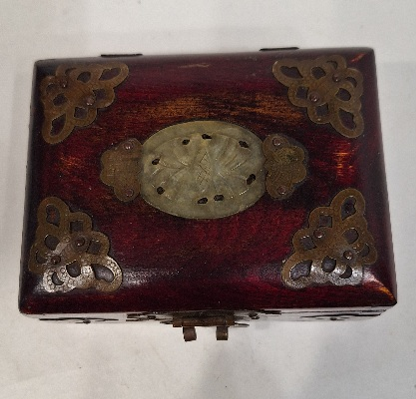 Caixa porta-Jóias, madeira,  latão e Jade 6