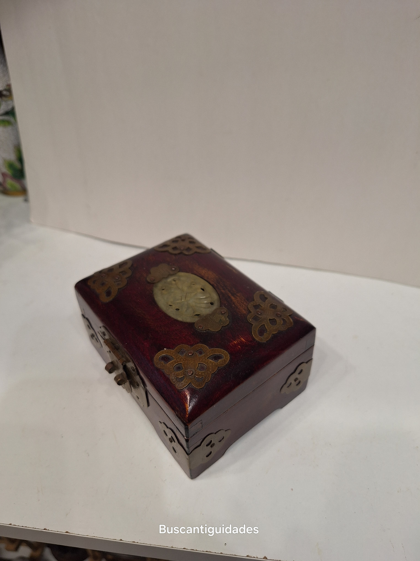 Caixa porta-Jóias, madeira,  latão e Jade 8