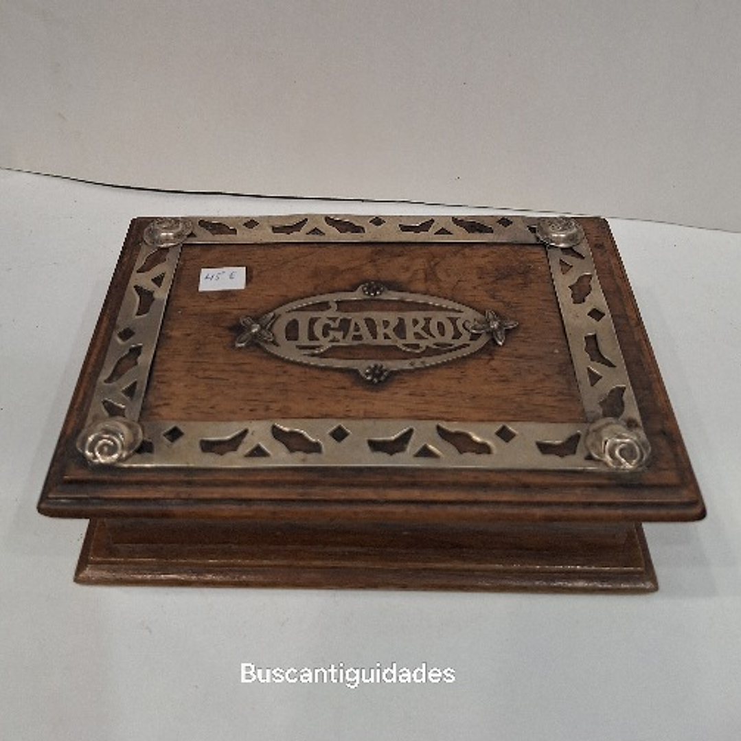 Caixa Cigarreira, madeira com prata de lei  1