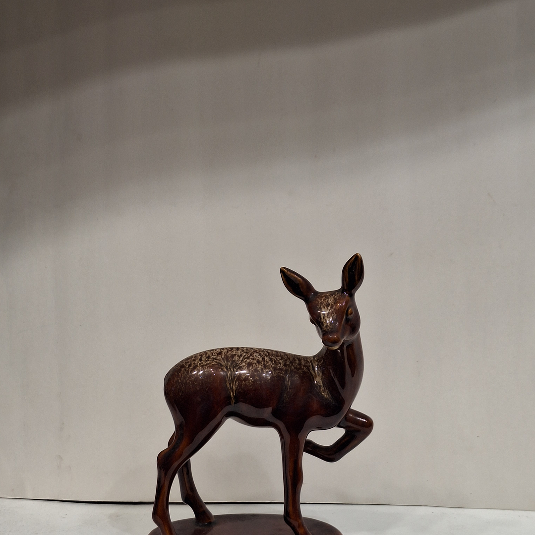 Estatueta da F. Subtil, Corça  8