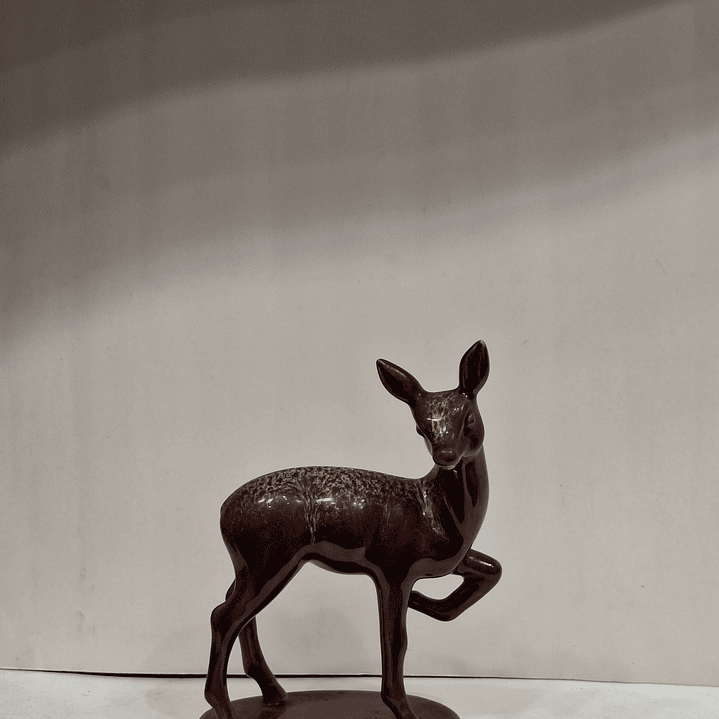 Estatueta da F. Subtil, Corça  8