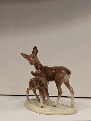 Estatueta Corça e Cervo, Alemanha 