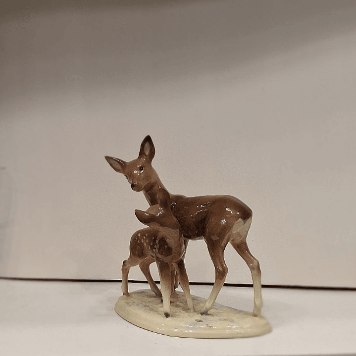 Estatueta Corça e Cervo, Alemanha  1