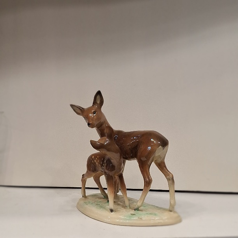 Estatueta Corça e Cervo, Alemanha  1