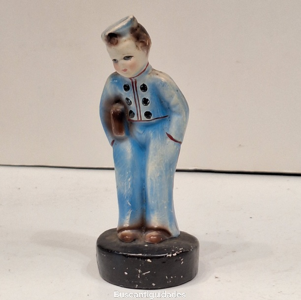 Bibelot, menino domingueiro  2