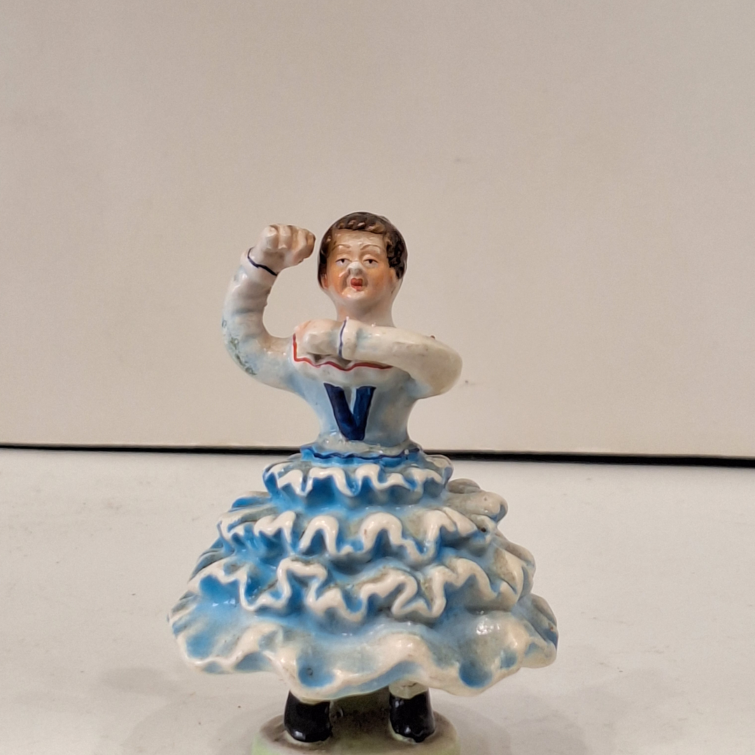 Bibelot, dançarina 4