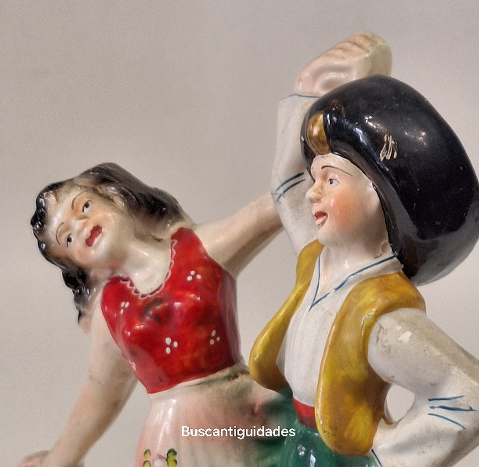 Bibelot,  dançarinos folclóricos 5