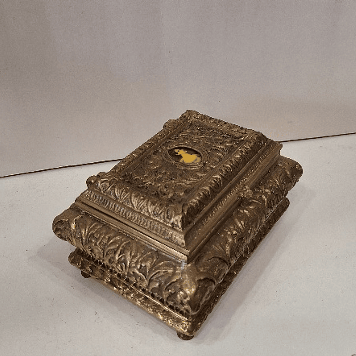 Caixa porta-Jóias em metal 2