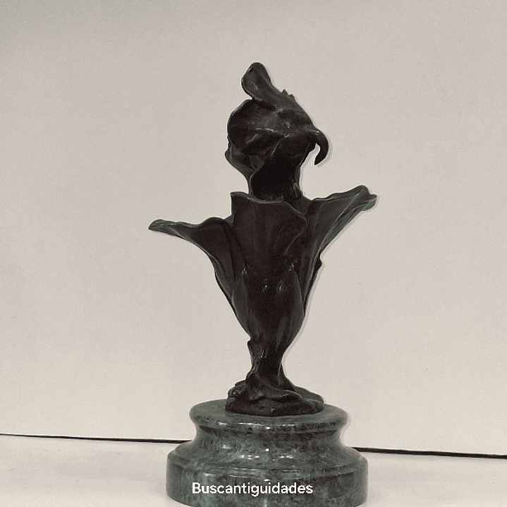 Escultura em bronze estilo art nouveau  8