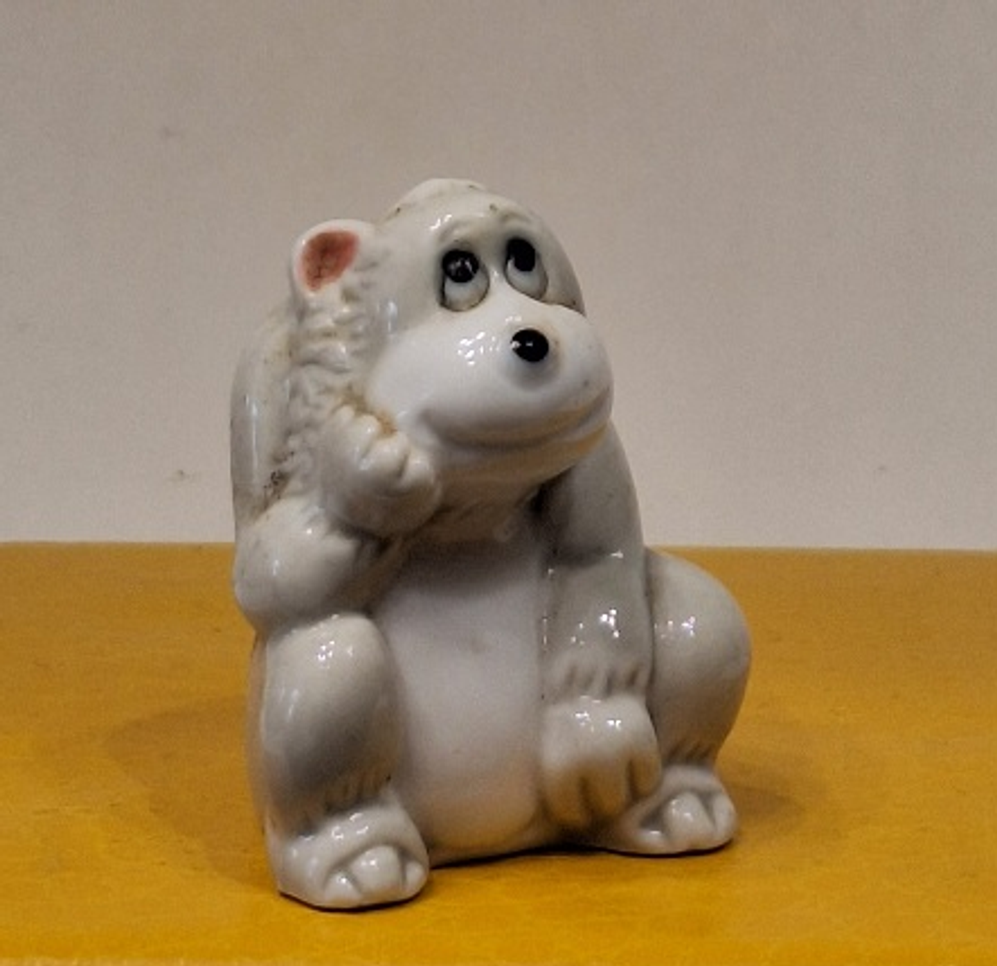Estatueta vintage de macaco de porcelana 2
