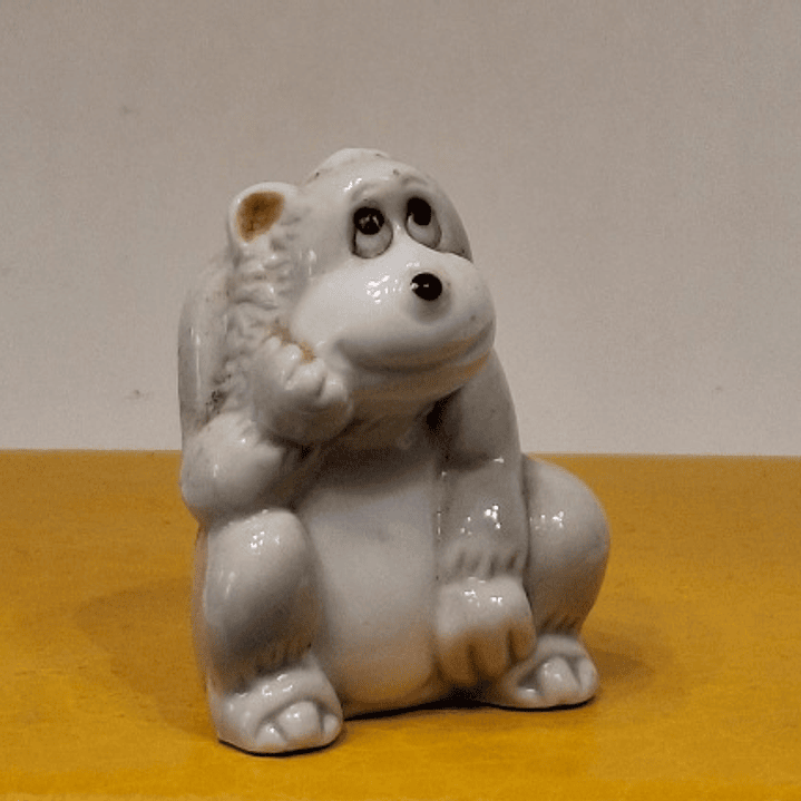 Estatueta vintage de macaco de porcelana 2
