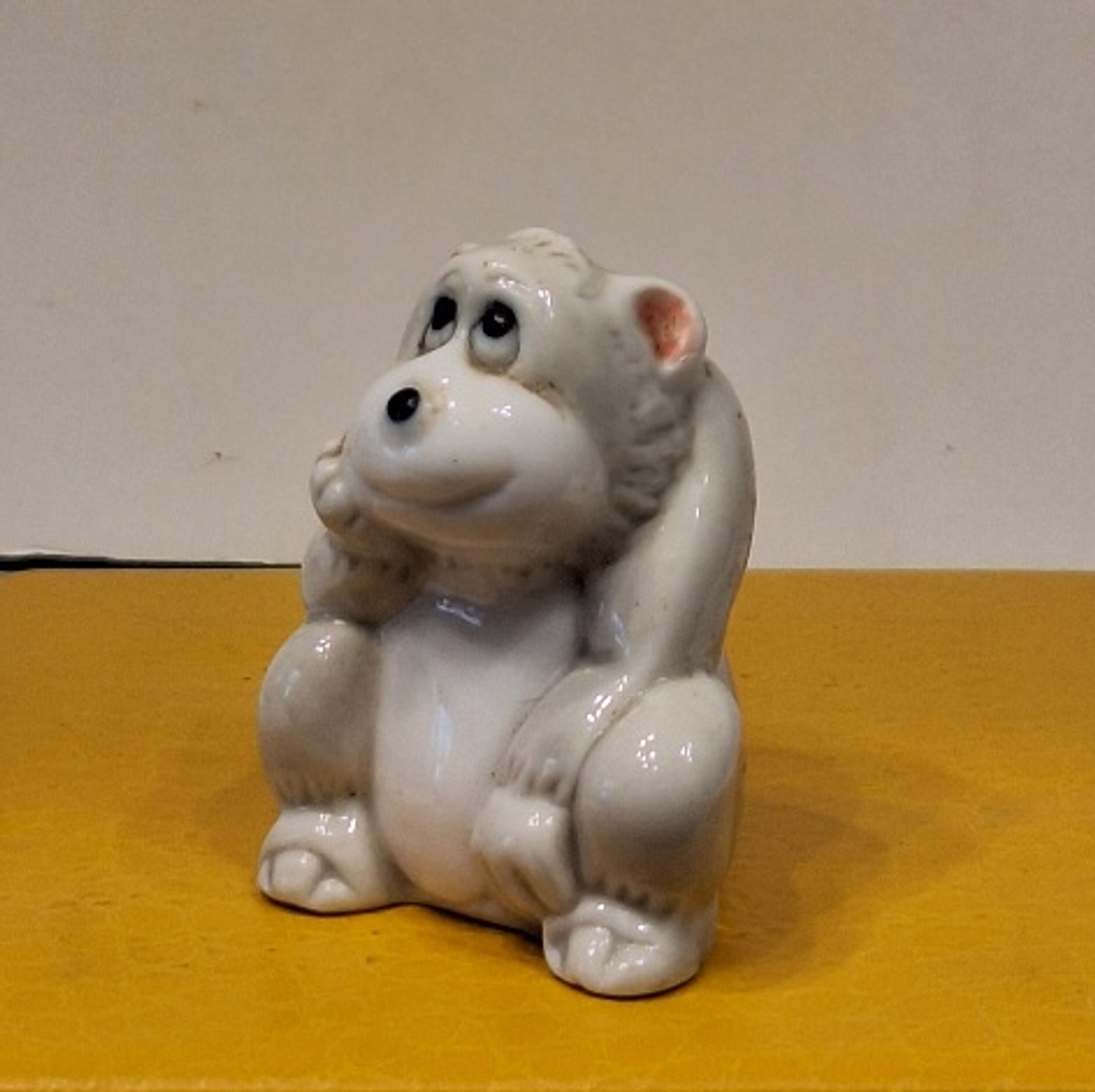 Estatueta vintage de macaco de porcelana 6