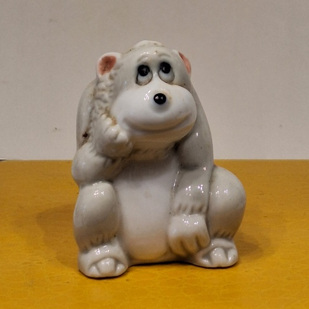 Estatueta vintage de macaco de porcelana 7