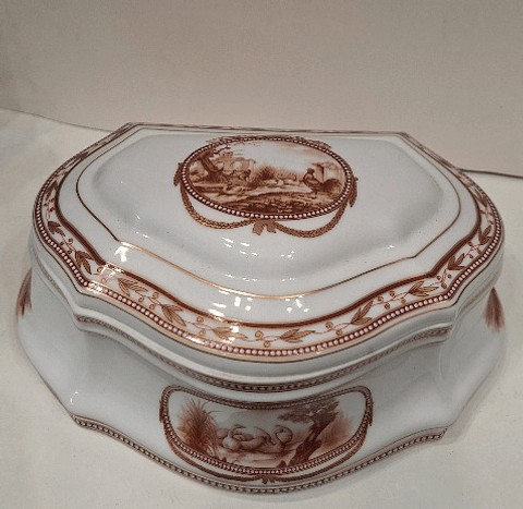 Caixa porta-Jóias, era do classicismo.