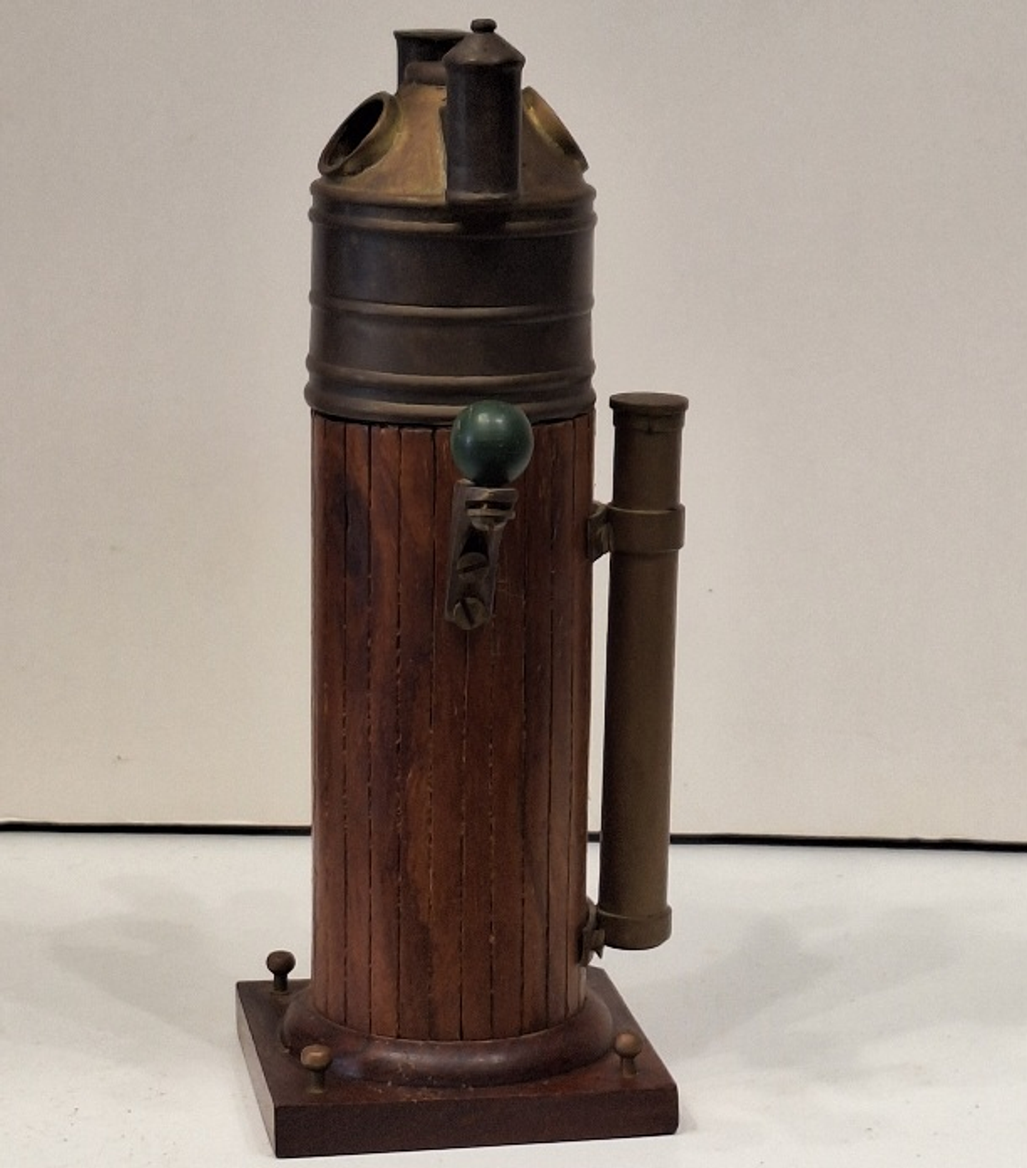 Miniatura decorativa de Bitácula marítima  4