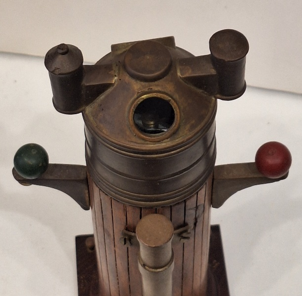 Miniatura decorativa de Bitácula marítima  5