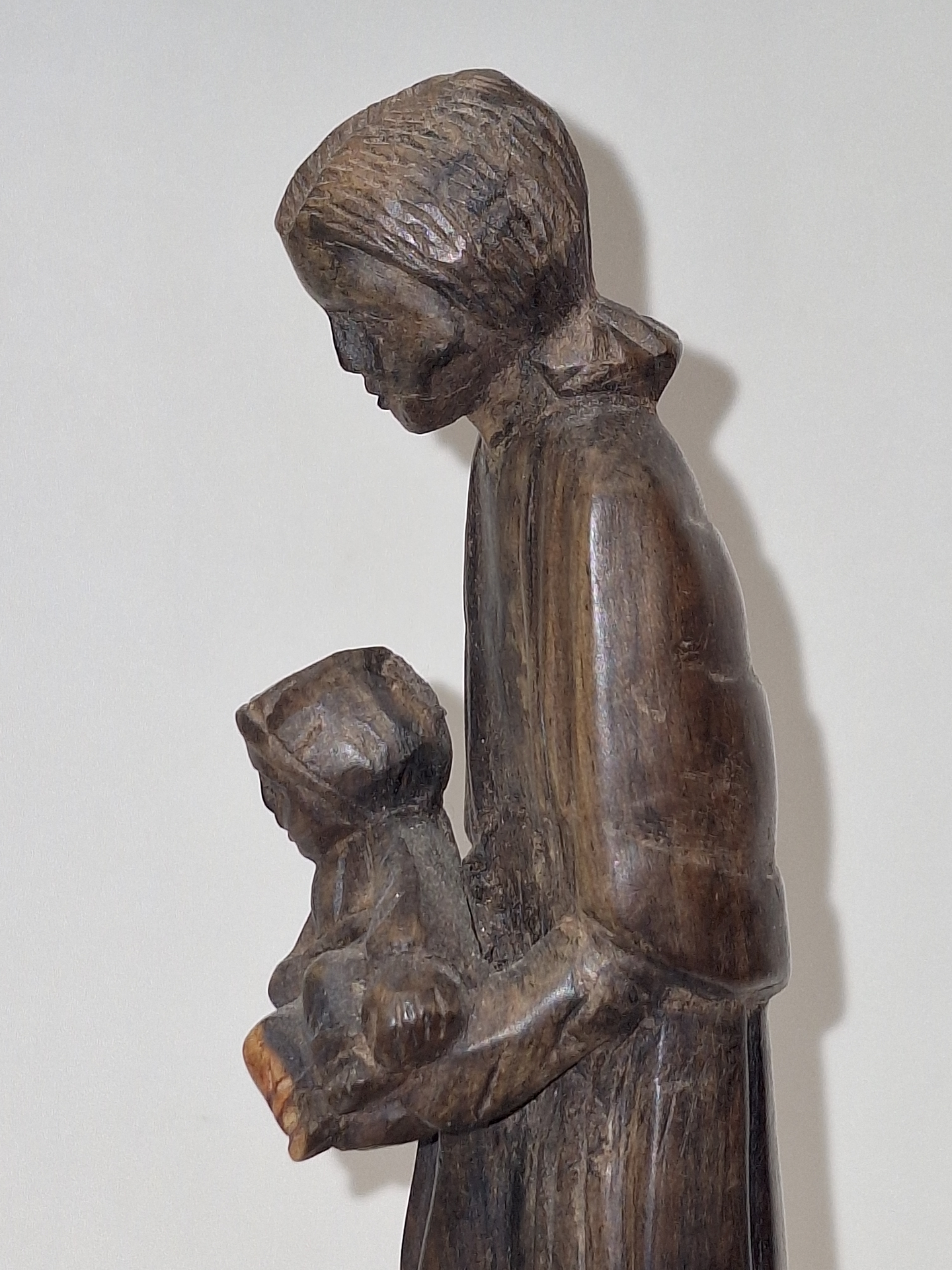 Escultura em madeira Madonna com menino 3