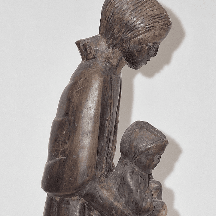 Escultura em madeira Madonna com menino 4