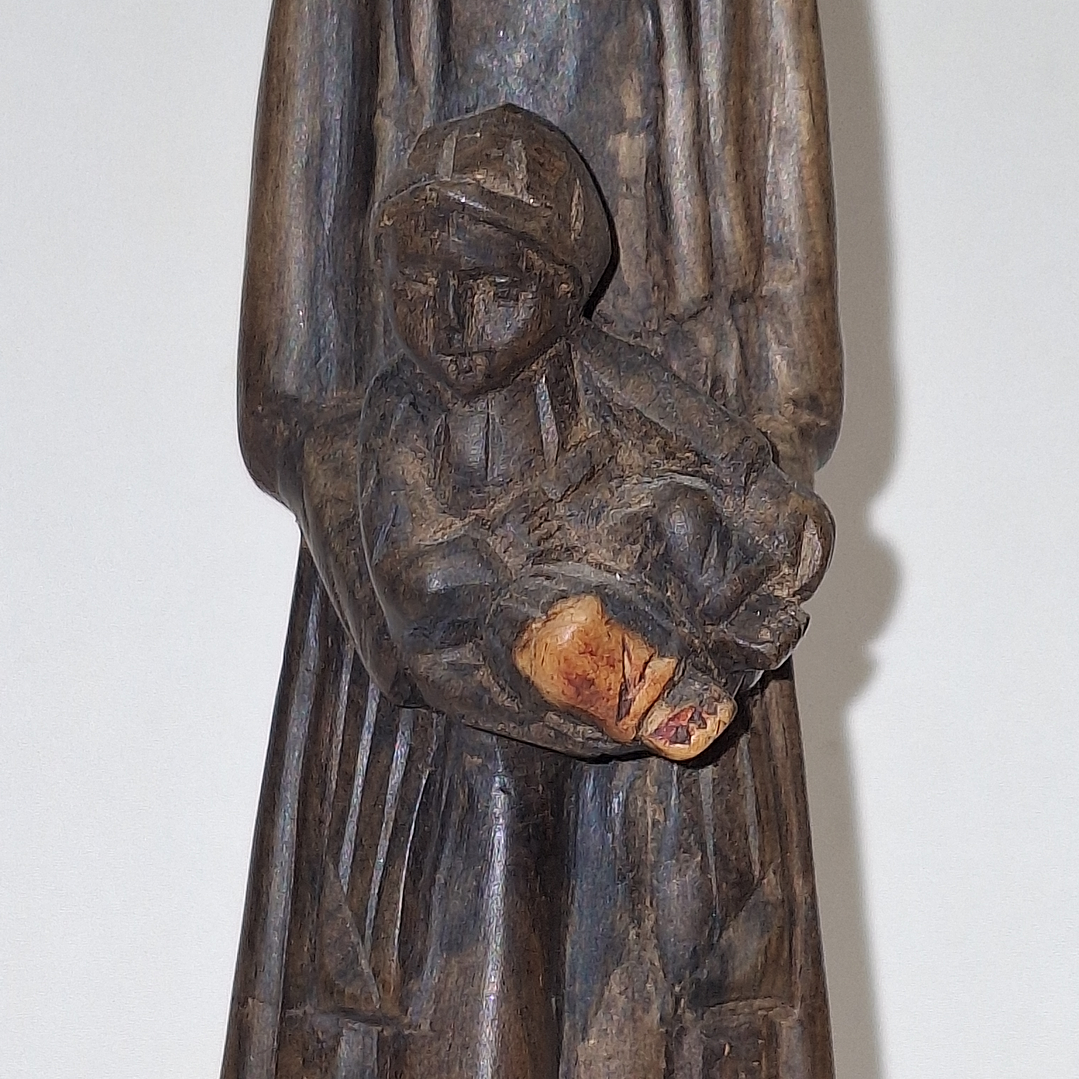 Escultura em madeira Madonna com menino 5