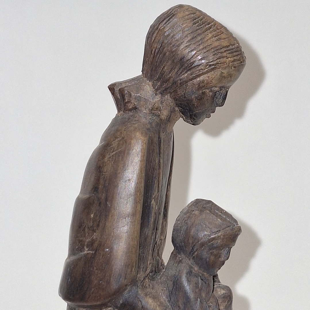 Escultura em madeira Madonna com menino 6